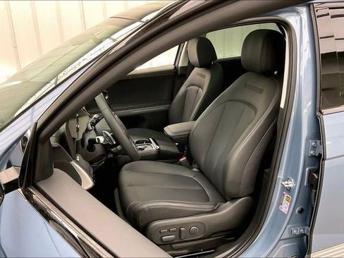 New 2026 Hyundai Ioniq 5 Limited image 12
