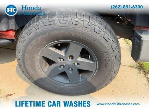 Used 2009 Jeep Wrangler Unlimited X AWD/4WD image 3