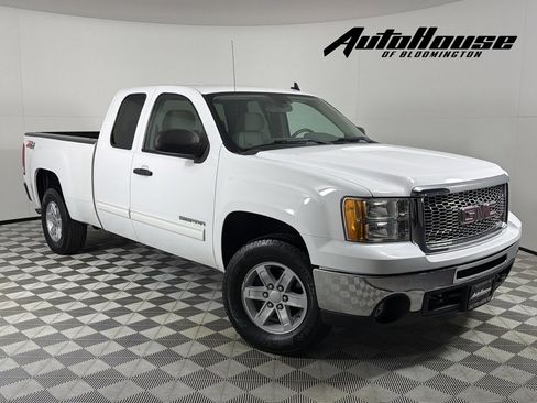 Used 2011 GMC Sierra 1500 SLE w/ Power Tech Package image 1
