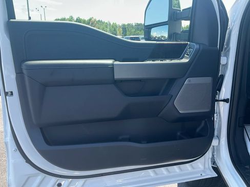 Used 2026 Ford F350 Lariat w/ Chrome Package AWD/4WD image 17
