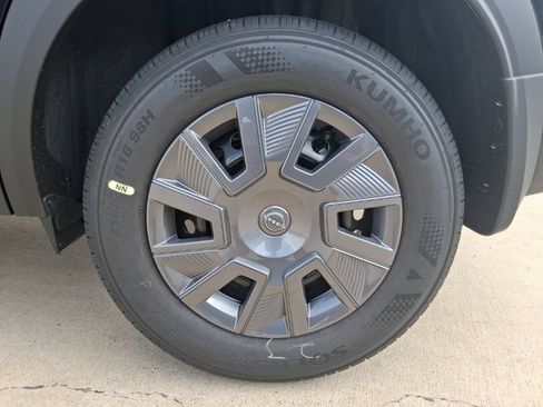 New 2026 Nissan Kicks S FWD image 26
