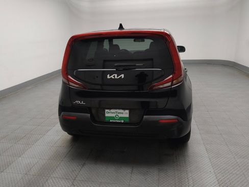Used 2022 Kia Soul LX image 7