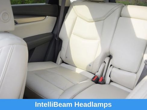Used 2017 Cadillac XT5 Luxury w/ Driver Awareness Package FWD image 14