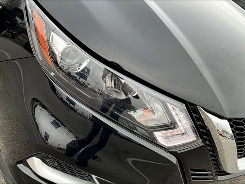 Used 2022 Nissan Rogue Sport SL image 29