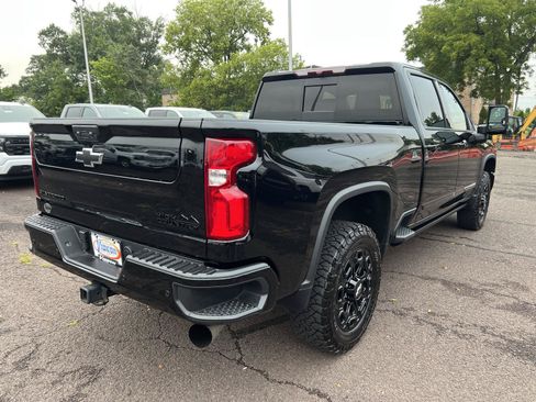 Used 2024 Chevrolet Silverado 2500 High Country w/ Midnight Edition AWD/4WD image 7