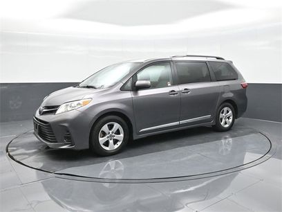 Used 2020 Toyota Sienna LE