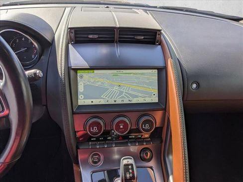 Used 2019 Jaguar F-TYPE Convertible image 12