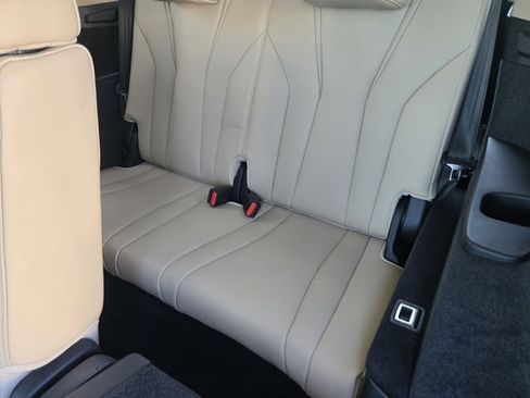 Used 2024 Acura MDX FWD image 41