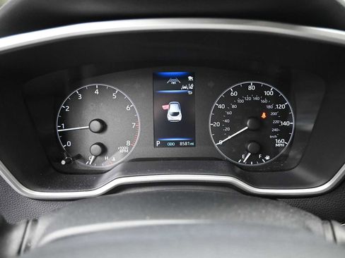 Used 2023 Toyota Corolla SE image 7