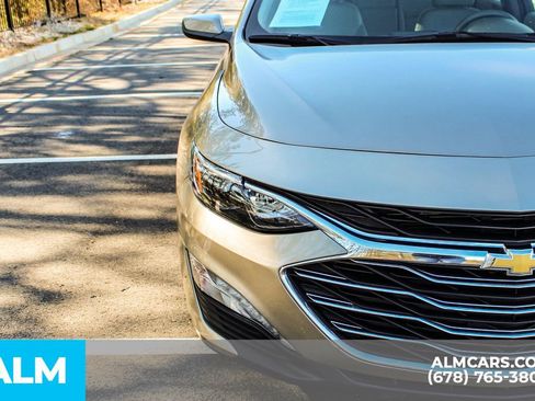 Used 2024 Chevrolet Malibu LT image 11