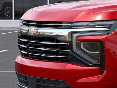 New 2026 Chevrolet Suburban LT w/ Comfort Package AWD/4WD image 13