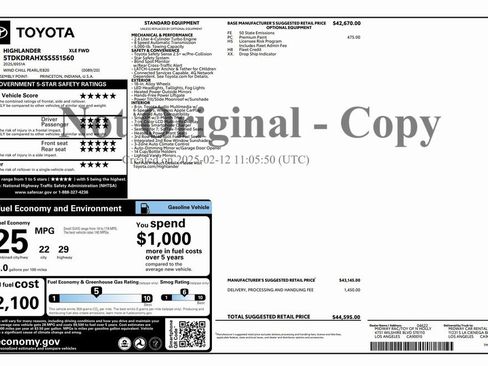 Used 2025 Toyota Highlander XLE image 4