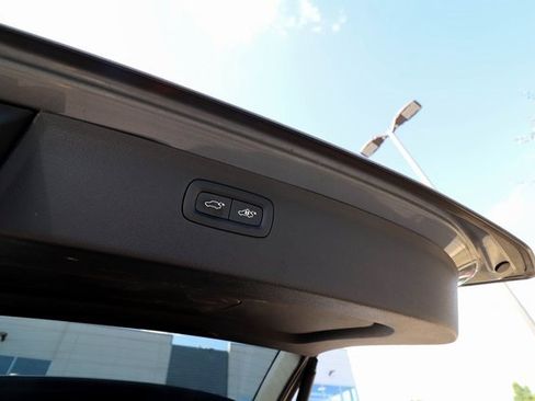 Used 2020 Volvo XC90 T5 Momentum w/ Protection Package image 49