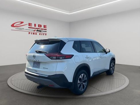 Used 2021 Nissan Rogue SV AWD/4WD image 10