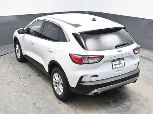 Used 2022 Ford Escape SE w/ Cold Weather Package image 30