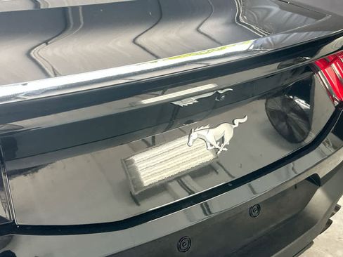 Used 2025 Ford Mustang Premium RWD image 10