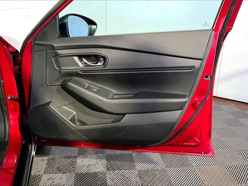 Used 2023 Honda Accord Sport image 23