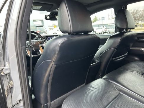 Used 2021 Toyota Tacoma Limited w/ Blackout Package (TMS) image 21