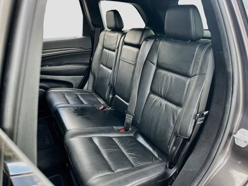 Used 2015 Jeep Grand Cherokee Limited w/ Trailer Tow Group IV AWD/4WD image 24