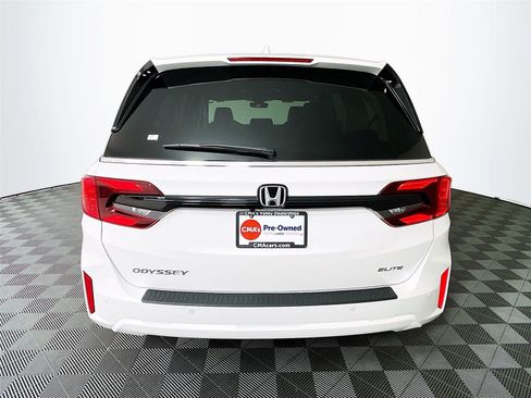 New 2026 Honda Odyssey Elite image 6
