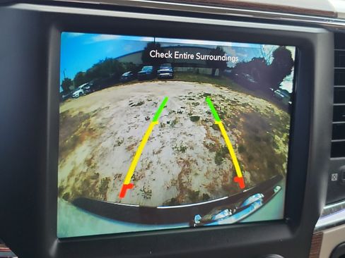 Used 2019 RAM 1500 Laramie w/ Convenience Group RWD image 20