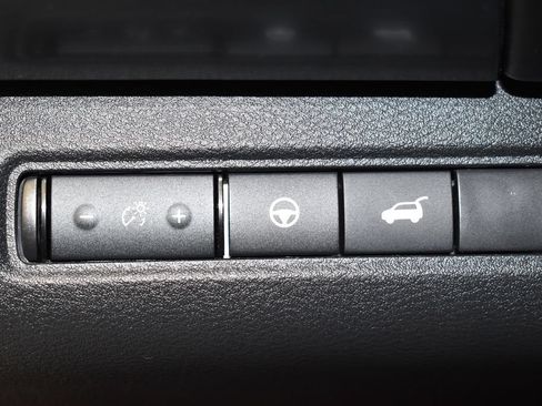 Used 2022 Nissan Pathfinder SL w/ SL Premium Package AWD/4WD image 18