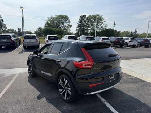 Used 2024 Volvo XC40 B5 Ultimate w/ Protection Package Premier AWD/4WD image 5