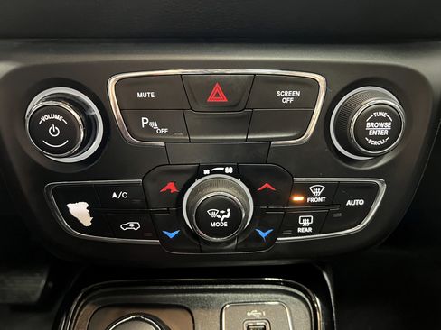 Used 2019 Jeep Compass Limited w/ Safety & Security Group AWD/4WD image 24