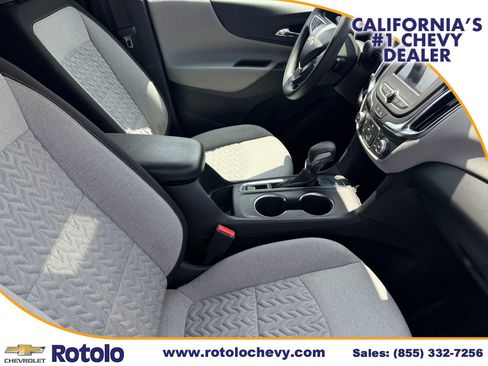 Used 2024 Chevrolet Equinox LS w/ LS Convenience Package FWD image 8