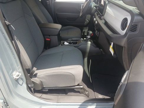 New 2025 Jeep Gladiator Sport image 24