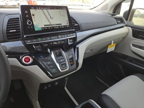 New 2026 Honda Odyssey Elite image 34