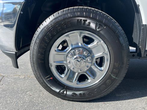 New 2026 RAM 3500 Tradesman image 10