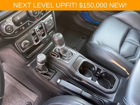 Used 2021 Jeep Gladiator Sport AWD/4WD image 23