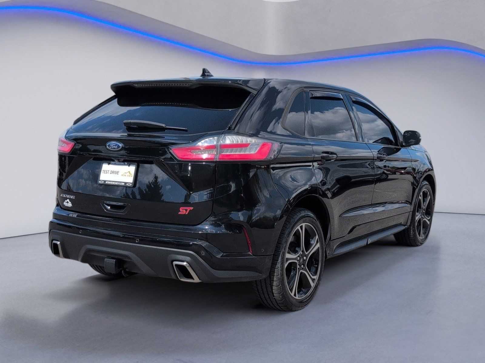 Used 2020 Ford Edge ST w/ Equipment Group 401A AWD/4WD image 3