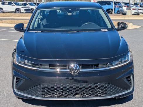 Certified 2025 Volkswagen Jetta S image 9