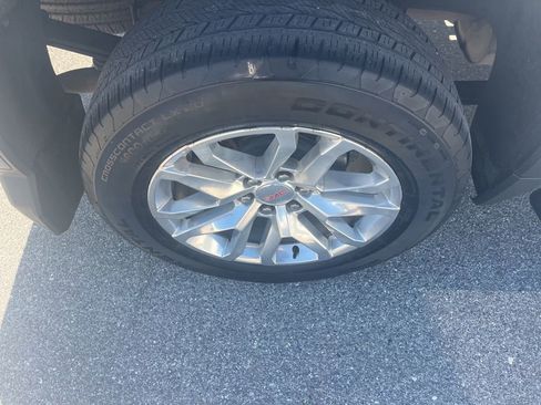 Used 2019 GMC Sierra 1500 SLT w/ SLT Premium Package AWD/4WD image 8
