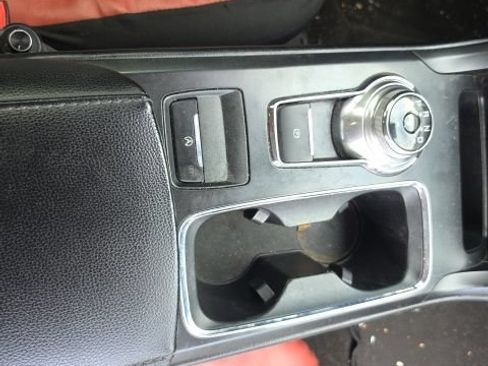 Used 2019 Ford Fusion SE w/ Equipment Group 151A FWD image 17
