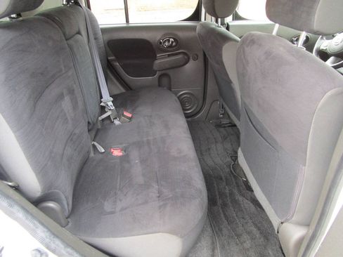 Used 2014 Nissan Cube 1.8 SL w/ SL Preferred Package FWD image 18