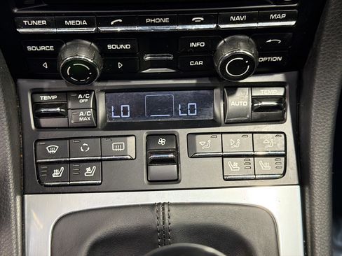 Used 2012 Porsche 911 Carrera image 30