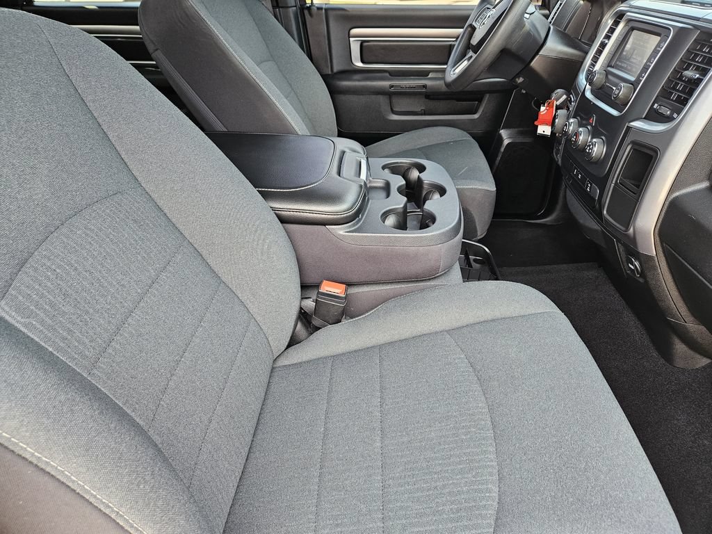 Used 2024 RAM 1500 Warlock AWD/4WD image 14