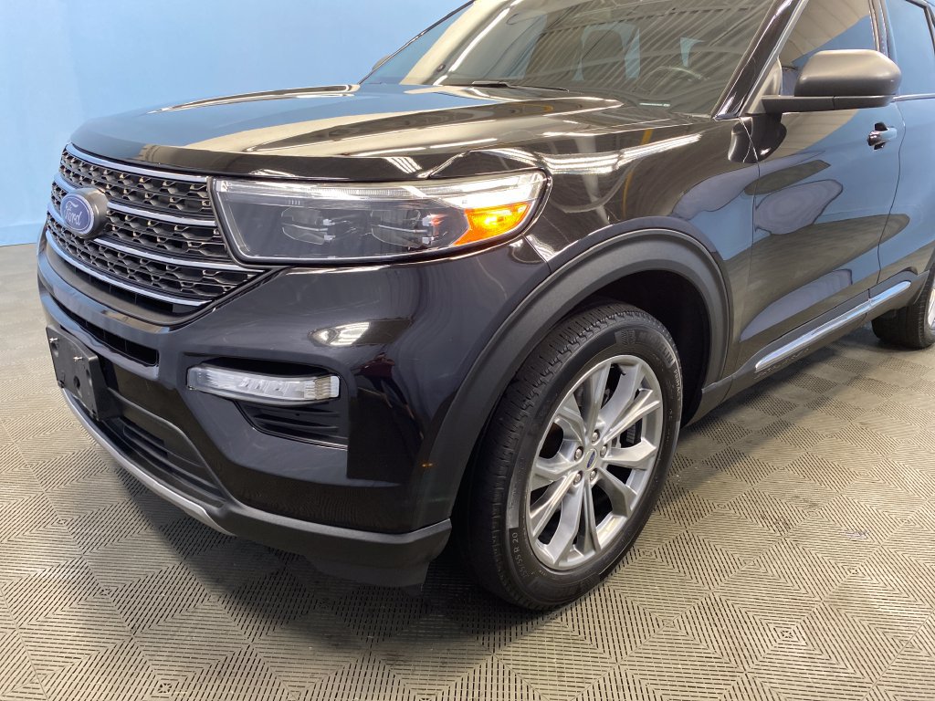 Used 2022 Ford Explorer XLT w/ Equipment Group 202A AWD/4WD image 50
