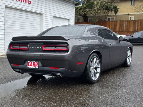 Used 2022 Dodge Challenger GT image 3