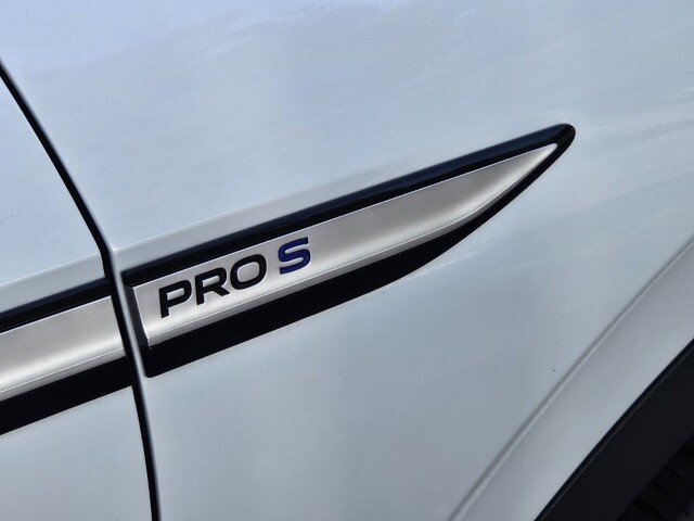 Used 2023 Volkswagen ID.4 Pro RWD image 10