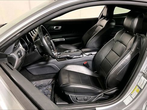 Used 2022 Ford Mustang Premium image 24