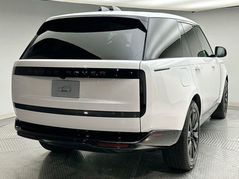 New 2026 Land Rover Range Rover SE AWD/4WD image 3