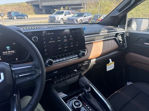New 2026 GMC Canyon AT4 w/ Nightfall Essentials Package AWD/4WD image 22