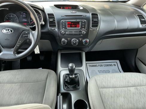Used 2015 Kia Forte LX FWD image 18