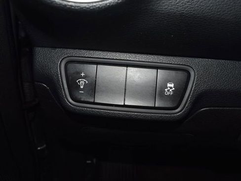 Used 2024 Kia Forte LXS image 14