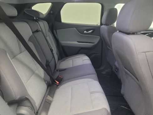 Used 2020 Chevrolet Blazer LT FWD image 19