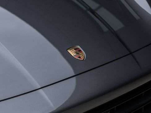 Certified 2025 Porsche Cayenne S w/ Premium Package Plus AWD/4WD image 20